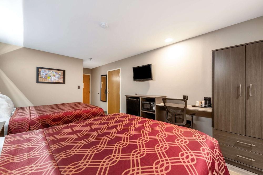 Surestay Plus Hotel By Best Western Сивиървил Екстериор снимка