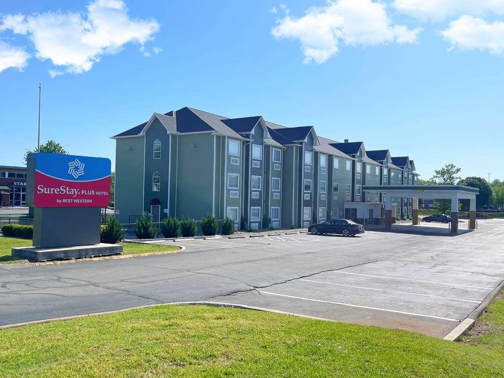 Surestay Plus Hotel By Best Western Сивиървил Екстериор снимка