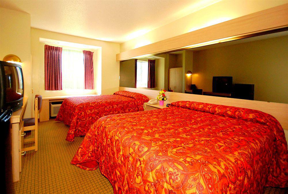 Surestay Plus Hotel By Best Western Сивиървил Стая снимка